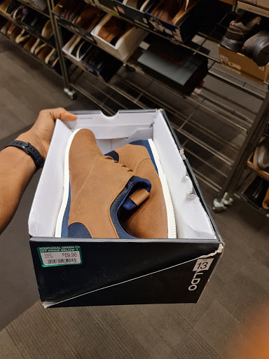 Shoe Store «DSW Designer Shoe Warehouse», reviews and photos, 14220 Baltimore Ave, Laurel, MD 20707, USA