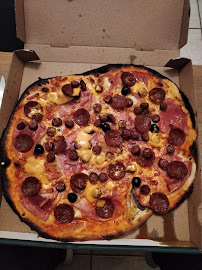 Pizza du Pizzas à emporter Le Kiosque à Pizzas à La Chataigneraie - n°1