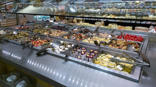 Grocery Store «Whole Foods Market», reviews and photos, 601 N Main St, Providence, RI 02904, USA