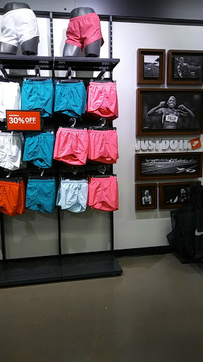 Clothing Store «Nike Factory Store», reviews and photos, 29300 Hempstead Rd #501, Cypress, TX 77433, USA