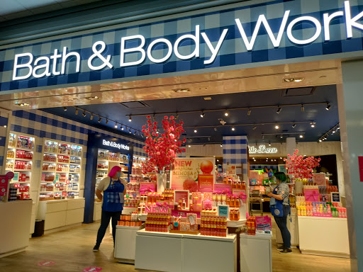 Shopping Mall «Valley West Mall», reviews and photos, 1551 Valley W Dr, West Des Moines, IA 50266, USA