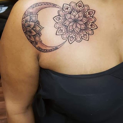 Tattoo Shop «Hollyweird Tattoos», reviews and photos, 569 GA-138, Jonesboro, GA 30236, USA