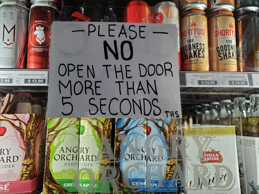 Liquor Store «Amador Liquors», reviews and photos, 1167 W 18th St, Chicago, IL 60608, USA