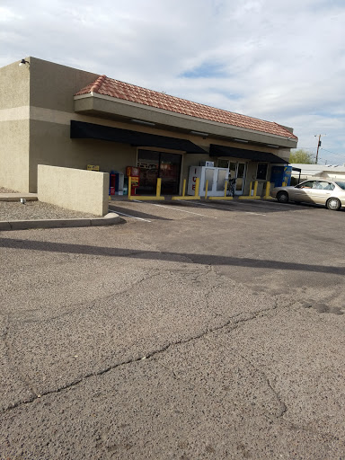 Liquor Store «Sunshine Market», reviews and photos, 2302 N 12th St, Phoenix, AZ 85006, USA