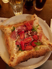 Calzone du Restaurant italien Mio Posto à Paris - n°7