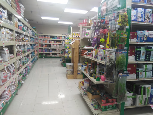 Pet Supply Store «Pet Supplies Plus», reviews and photos, 67 W Golf Rd, Arlington Heights, IL 60005, USA