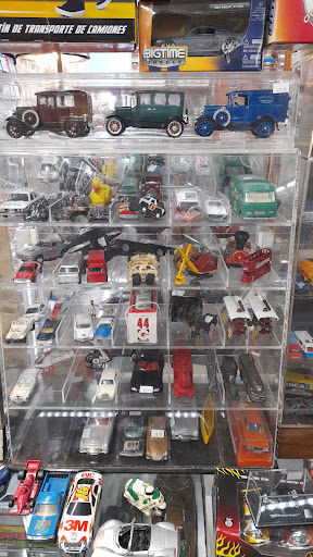 Antique Store «South Louisville Antique & Toy», reviews and photos, 4150 Blue Lick Rd # 8, Louisville, KY 40229, USA