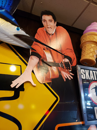 Shopping Mall «Westgate Centre», reviews and photos, 12320 Olive Blvd, Creve Coeur, MO 63141, USA