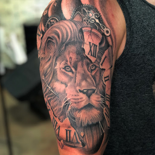 Tattoo Shop «The Tattoo Room», reviews and photos, 2315 Kuehner Dr #111, Simi Valley, CA 93063, USA