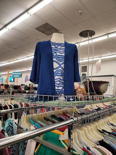 Thrift Store «Sunshine Thrift Stores of Bradenton, Inc.», reviews and photos, 3611 1st St E #230, Bradenton, FL 34208, USA