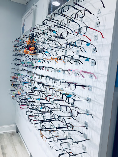 Optician «Krystal Vision Eyecare», reviews and photos, 6533 E Roosevelt Blvd, Philadelphia, PA 19149, USA