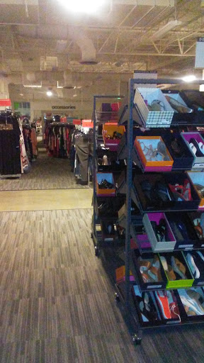 Department Store «Nordstrom Rack Lake Brandon Plaza», reviews and photos, 11201 Causeway Blvd, Brandon, FL 33511, USA