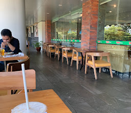 MM JUICE PLAZA RENON photo