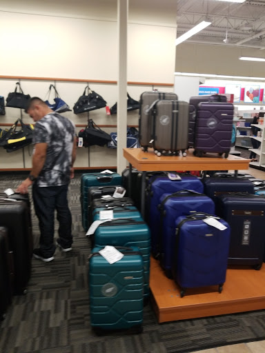 Clothing Store «Burlington Coat Factory», reviews and photos, 229 NJ-73, Marlton, NJ 08053, USA