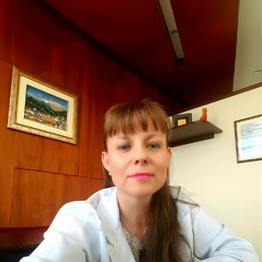 Dra. Mónica Reyes P. Médico - Nutricionista Quito