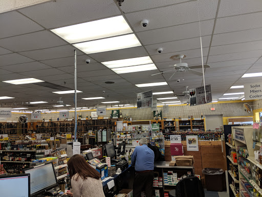 Wine Store «Wollaston Wine & Spirits», reviews and photos, 58 Beale St, Quincy, MA 02170, USA