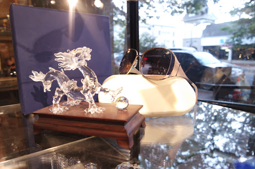 Eye Care Center «JEMM Optical Boutique», reviews and photos, 26 E Main St, Freehold, NJ 07728, USA