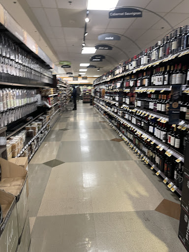 Grocery Store «Quality Food Center», reviews and photos, 460 E North Bend Way, North Bend, WA 98045, USA