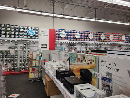 Office Supply Store «Staples», reviews and photos, 2310 Jericho Turnpike, Garden City Park, NY 11040, USA