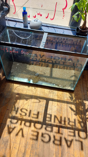 Tropical Fish Store «Tropi-Quatics Pet Center», reviews and photos, 337 S Main St, Lombard, IL 60148, USA