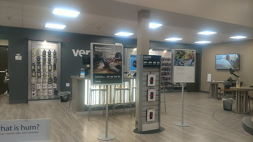 Cell Phone Store «Verizon Authorized Retailer – Cellular Sales», reviews and photos, 125 W Genesee St, Fayetteville, NY 13066, USA