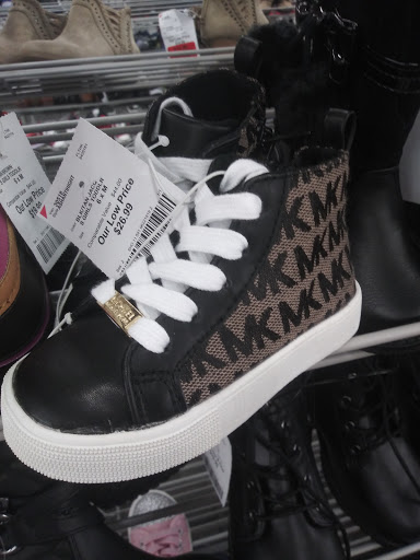 Clothing Store «Burlington Coat Factory», reviews and photos, 311 Rohnert Park Expy, Rohnert Park, CA 94928, USA