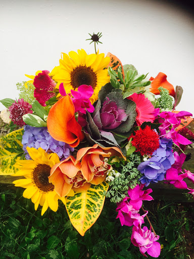 Florist «Petal and Crumb», reviews and photos, 86 Prospect St, Upton, MA 01568, USA