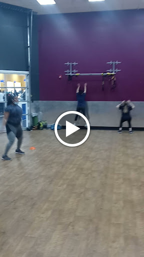 Health Club «Crunch - Roslindale», reviews and photos, 950 American Legion Hwy, Roslindale, MA 02131, USA