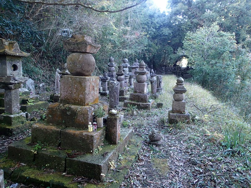 華林寺墓地