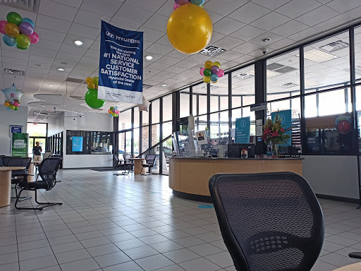 Hyundai Dealer «San Tan Hyundai», reviews and photos, 3252 S Auto Way, Gilbert, AZ 85297, USA