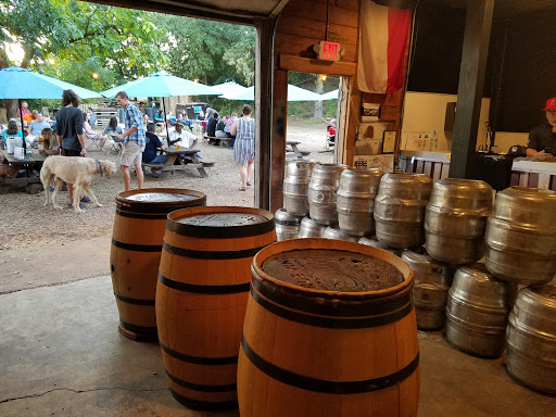 Brewery «True Vine Brewing Company», reviews and photos, 219 S Englewood Ave, Tyler, TX 75702, USA