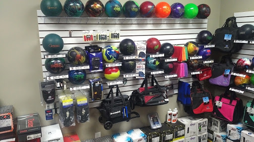 Bowling Alley «Buffaloe Lanes Mebane Family Bowling Center», reviews and photos, 103 S 5th St, Mebane, NC 27302, USA