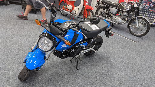 Motorcycle Dealer «Champion Honda», reviews and photos, 544 W Old Country Rd, Hicksville, NY 11801, USA