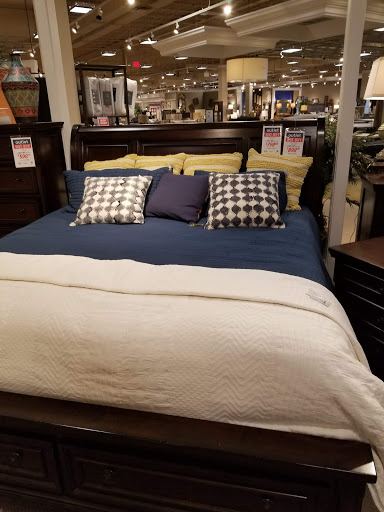 Furniture Store «Ashley HomeStore», reviews and photos, 11755 Commons Dr, Springdale, OH 45246, USA