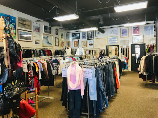 Thrift Store «Second Chance Thrift Shop», reviews and photos, 126 Old Mammoth Rd, Mammoth Lakes, CA 93546, USA