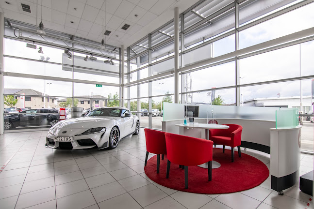 Reviews of Inchcape Toyota Derby in Derby - Car dealer