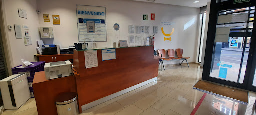 Clínica Dental Adeslas en Palencia, Palencia