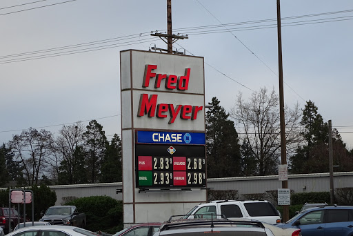 Grocery Store «Fred Meyer», reviews and photos, 650 Q St, Springfield, OR 97477, USA