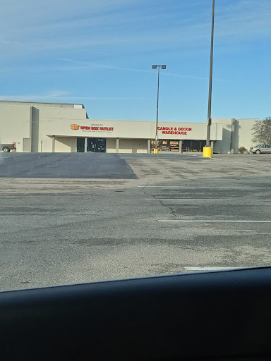 Candle Store «Factory Direct Candles», reviews and photos, 6252 Glenway Ave # A, Cincinnati, OH 45211, USA