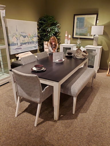 Furniture Store «HOM Furniture», reviews and photos, 4150 Berkshire Ln N, Plymouth, MN 55446, USA