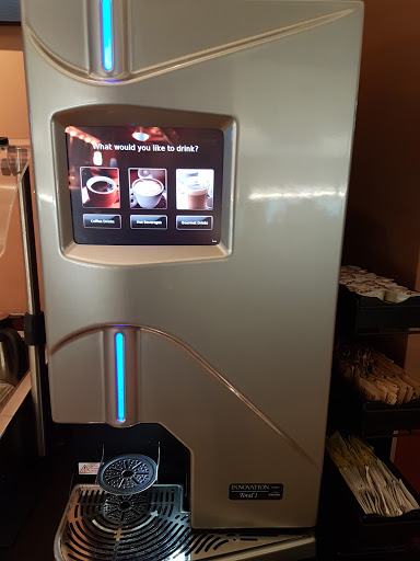 Lounge «The Club at SEA - Concourse A», reviews and photos, 11 Air Cargo Rd, SeaTac, WA 98158, USA