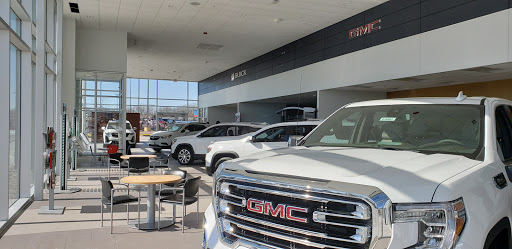 Car Dealer «McGrath Buick GMC Cadillac», reviews and photos, 1040 N Center Point Rd, Hiawatha, IA 52233, USA