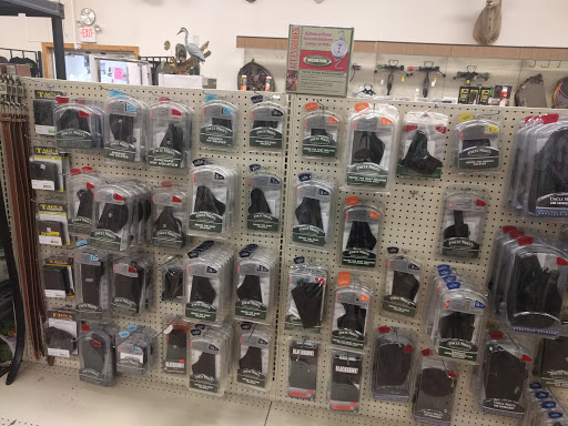 Sporting Goods Store «Ohio Outdoor Sports», reviews and photos, 2314 Shepler Church Ave SW, Canton, OH 44706, USA