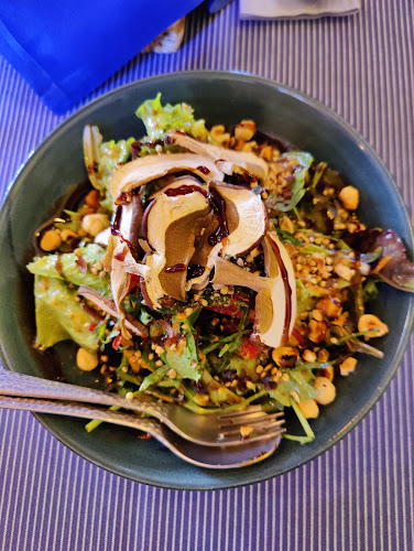 ΚΑΝΕΛΑ ΚΑΙ ΓΑΡΥΦΑΛΛΟ, Mushroom Restaurant - Εστιατόριο