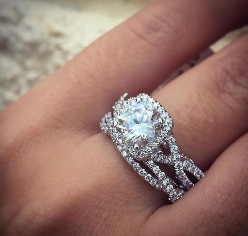 Jewelry Store «Rodeo Jewelers», reviews and photos, 1560 Foothill Blvd, La Verne, CA 91750, USA