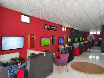 Sal Playstation Cafe & Bistro