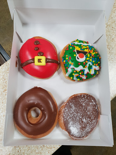 Bakery «Krispy Kreme Doughnuts», reviews and photos, 2146 Leghorn St, Mountain View, CA 94043, USA