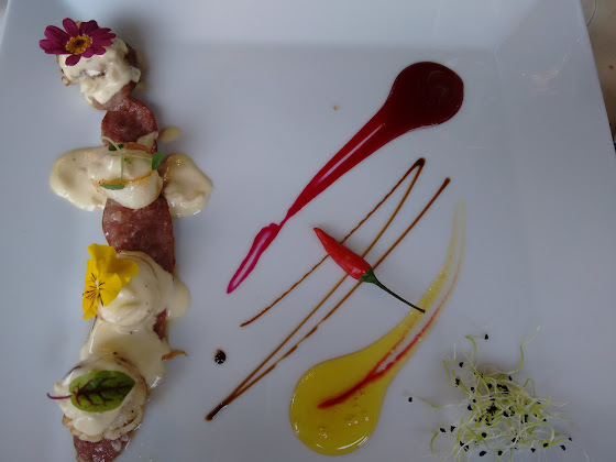 Plats et boissons Hébergement d'intérieur Le Sainans 25550 Dung