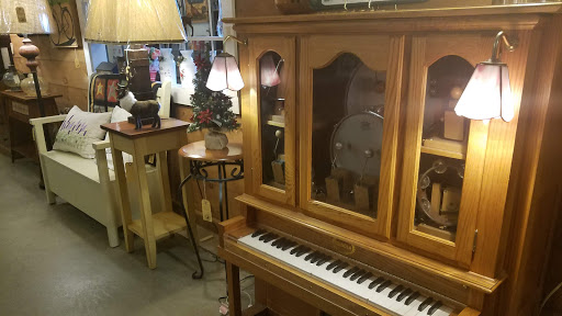 Antique Store «Old Country Store & Emporium», reviews and photos, 26 Otis St, Mansfield, MA 02048, USA