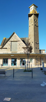 Boutique SNCF à Dinan